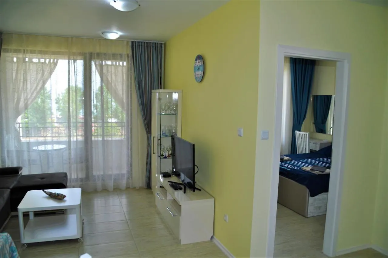 Private Apartment In Kavatsi Beach ソゾポル 0*,
